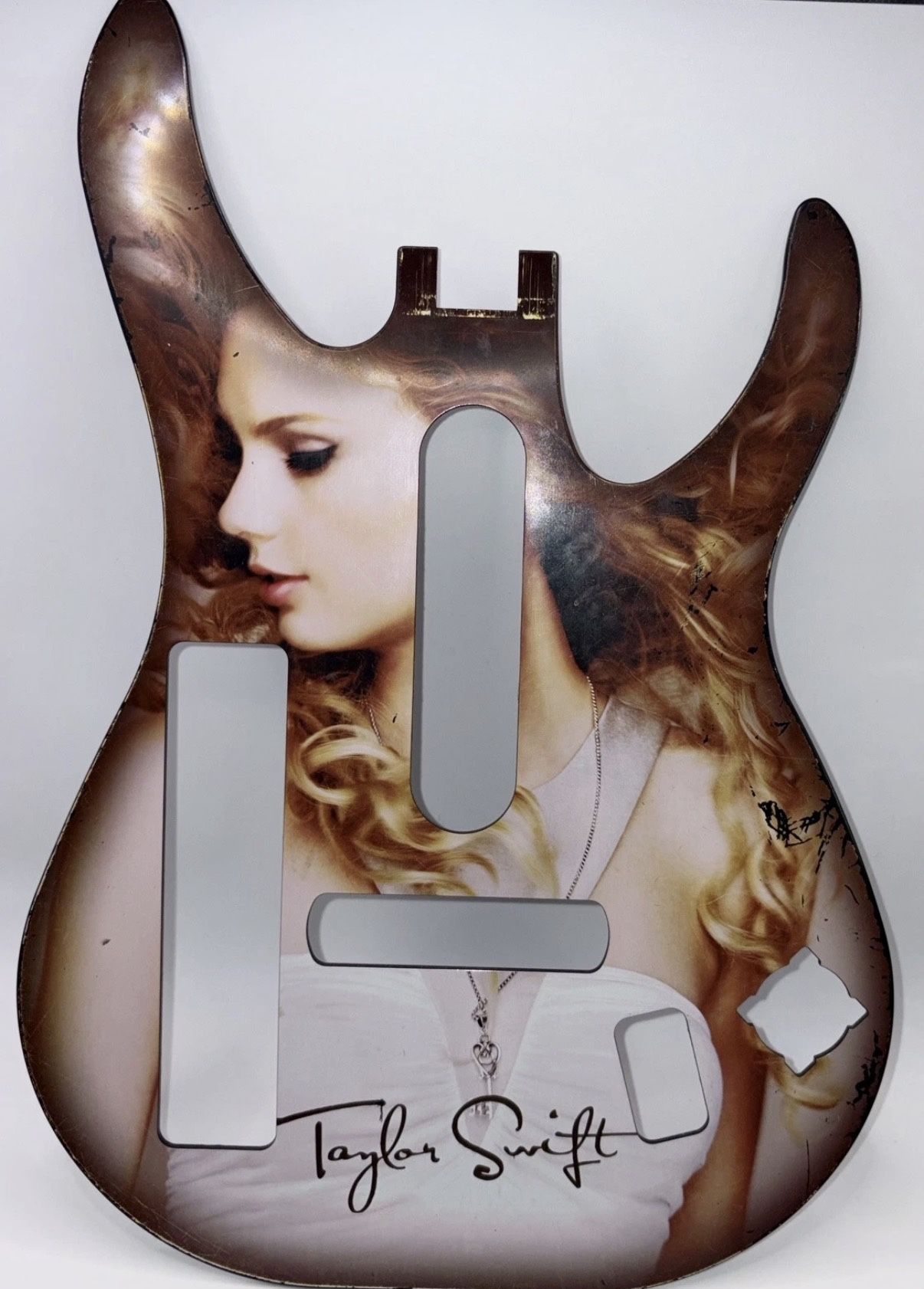 Taylor Swift - Nintendo Wii - RedOctane Guitar Hero Faceplate
