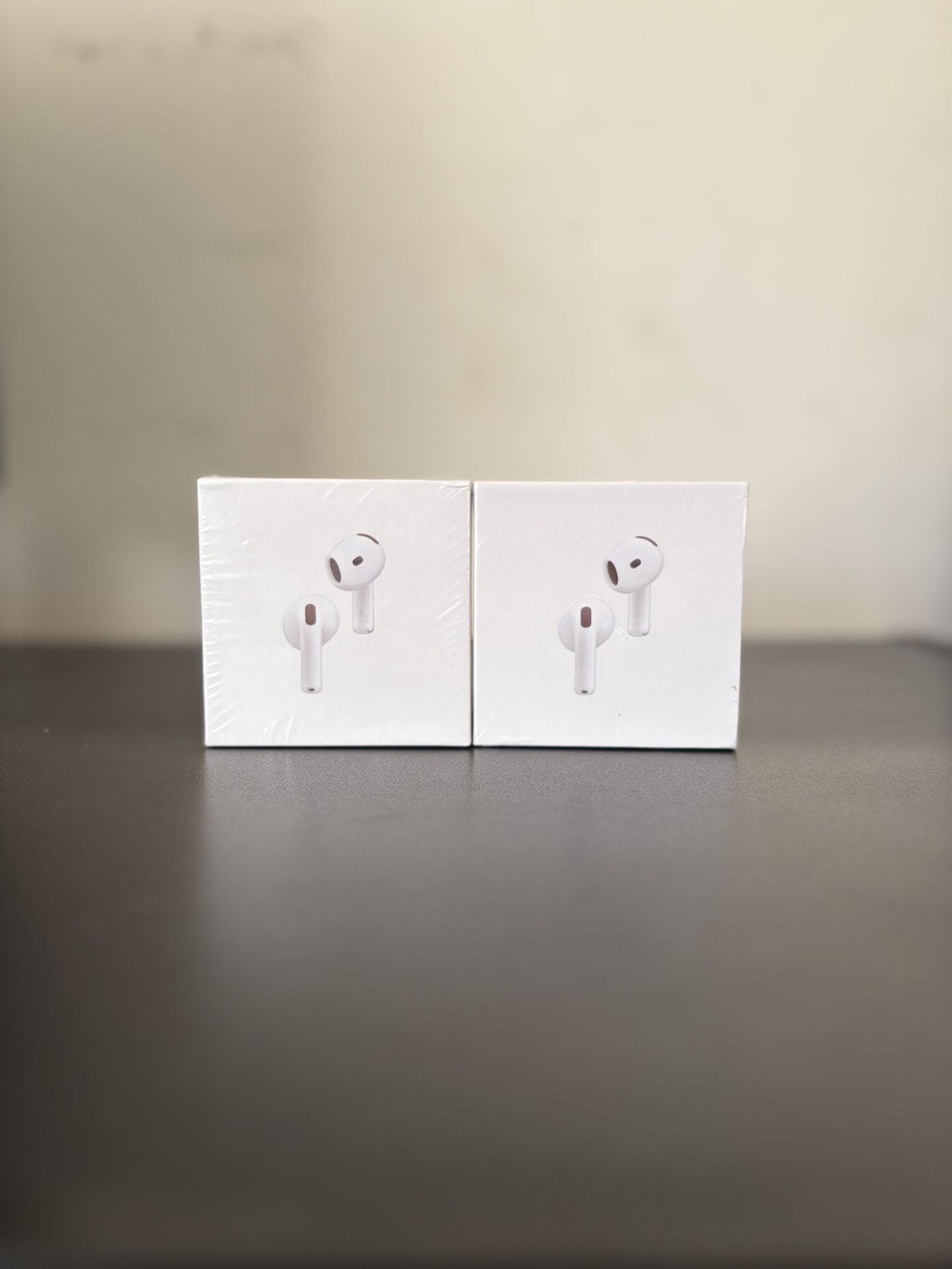 Apple AirPods 4th Generation 2024 Bluetooth Earbud Headphones - Excellent
