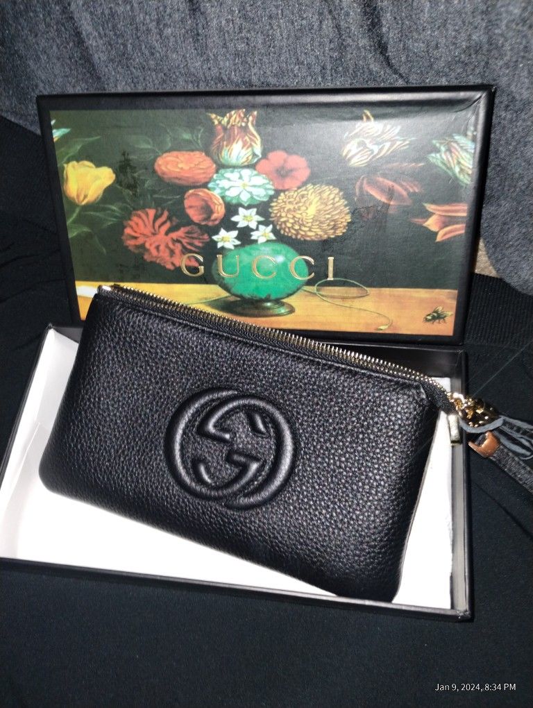 Gucci Wristlet Black Leather Brand New