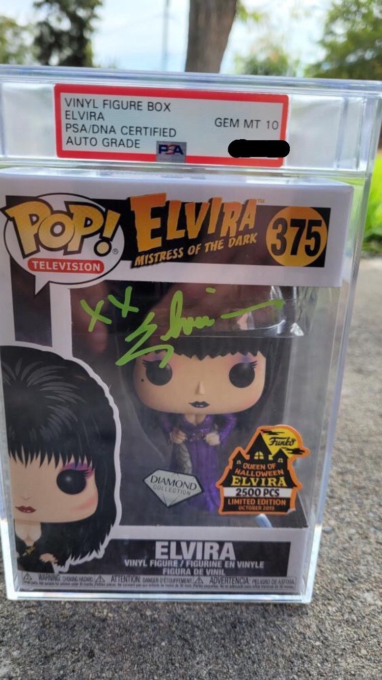 ELVIRA Mistress Of The Dark Pop With Signature