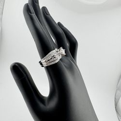 14k White Gold Natural Diamond Ring 