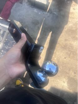 Trailer Hitch Ball Mount
