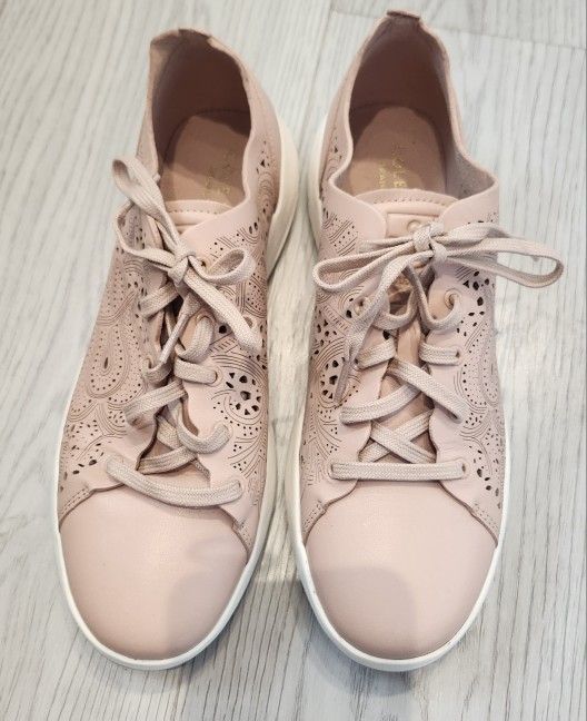 Cole Haan Women's Shoes Size 9