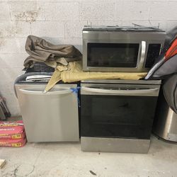 LG 24-in Dishwasher 42dB