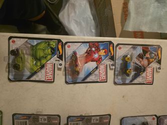Hot Wheels Marvel Character Cars 3-Pack