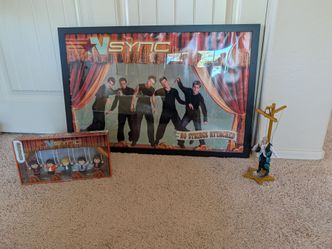 NSYNC Collector's Bundle – Little People Set, Justin Marionette & Framed Poster