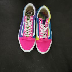 Girls Vans