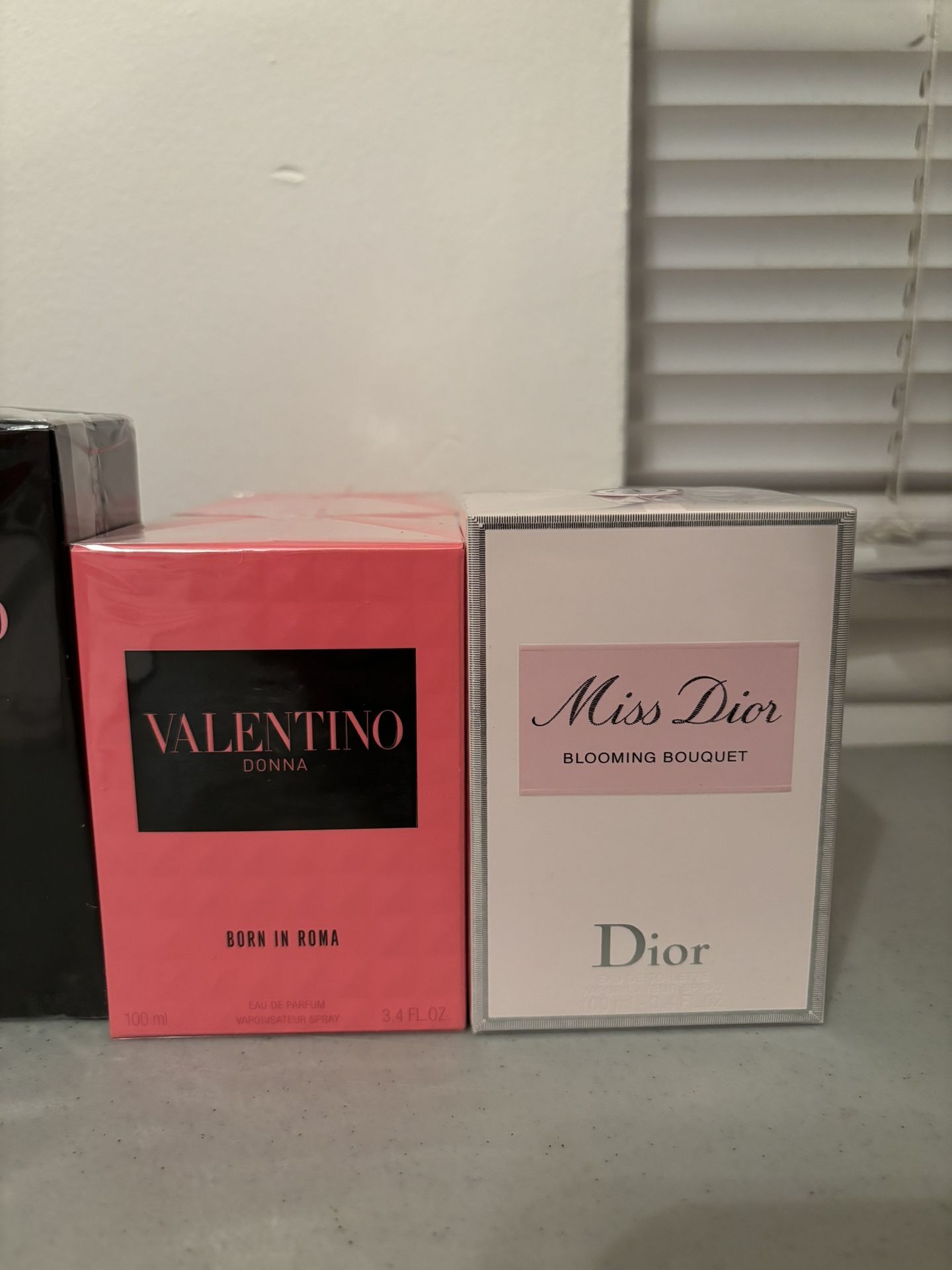 Perfume Bundle Valentino & Miss Dior