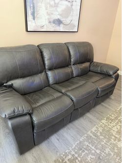 1 power sofa and 2 love seats