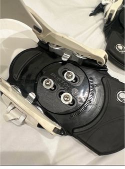 Burton snowboarding clip on bindings