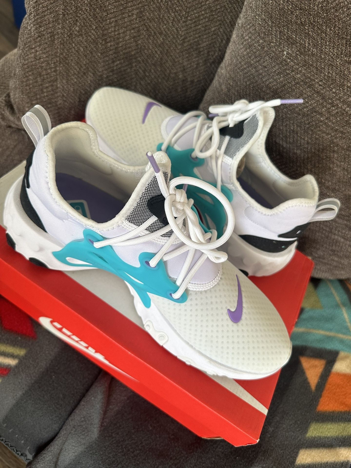 Nike react presto night maroon 2025