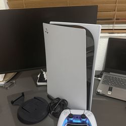 PlayStation 5 Disc Edition – Excellent Condition – Original Box Included