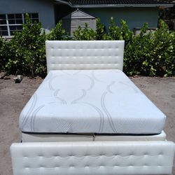 Full Size Bed Frame With Mattress And Box Springs 