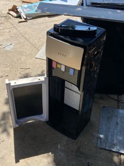 Water dispenser