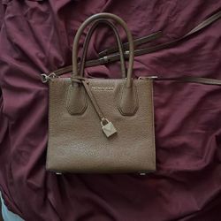 Michael Kors Cross Body Or Hand Purse 