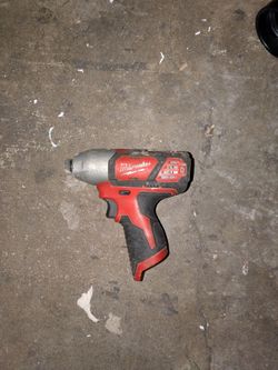 Milwaukee M12 Impact Driver