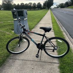 Titan Trail 21 Bike 
