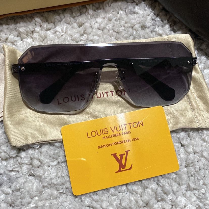 Authentic Designer Sunglasses! Saint Laurent, Gucci, Chloe', Ray