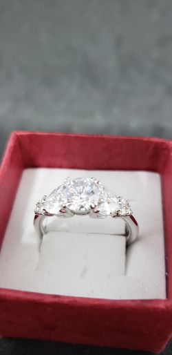 Beautiful Engagement ring