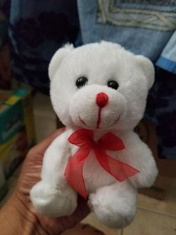 BABY EHITE BEAR $1.00