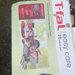 T-Fal Cooking Set