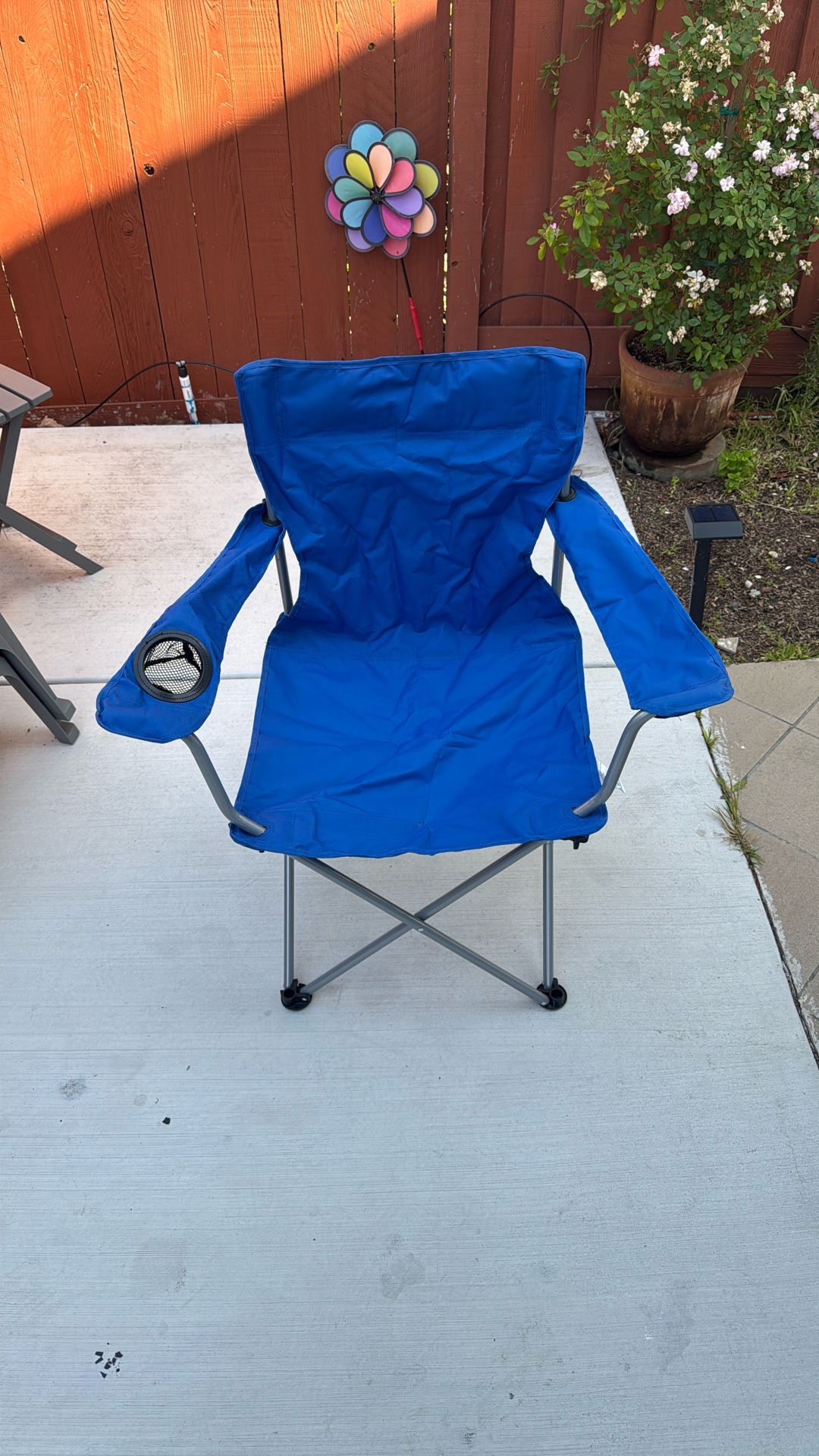 Ozark Trail , Folding Deluxe Armchair