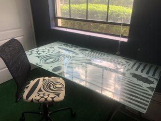 Glass table and chair. 100$
