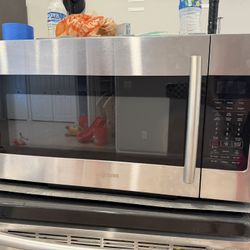 30in Samsung Microwave