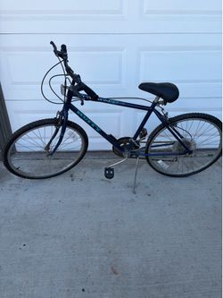 HUFFY BIKE 26 INCH WHEELS