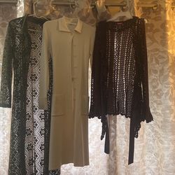 Lot Of Sweaters/cover UPS 