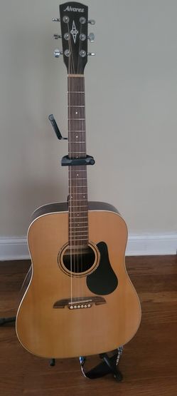 Full Size 6 string Guitar 