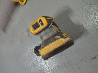 DeWalt 20V MAX XR Cordless Brushless 5 in. Random Orbital Sander