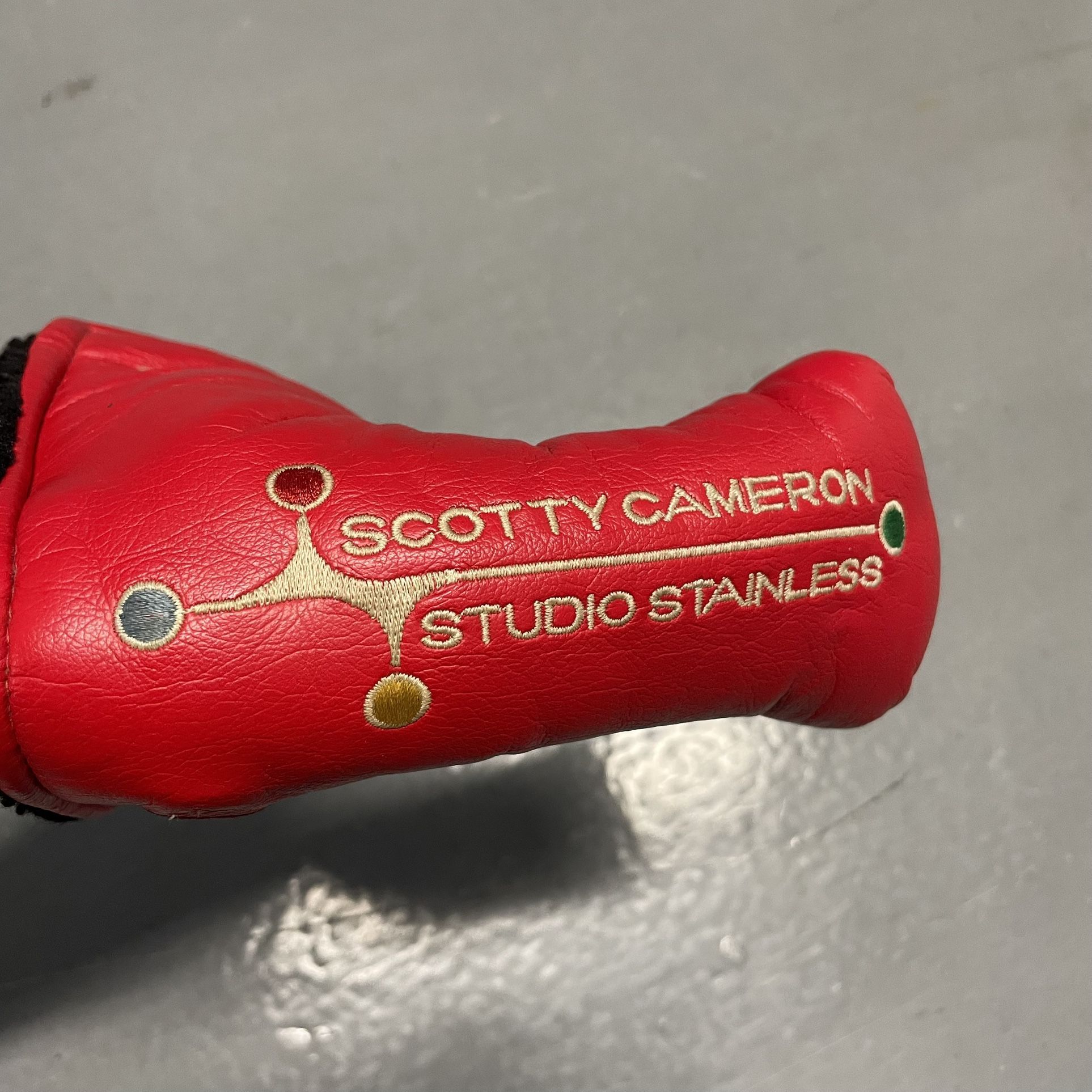 Titleist Scotty Cameron Studio Stainless Red Blade Headcover