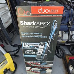  New Shark Vacuum 