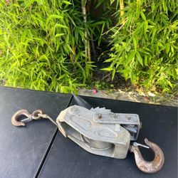 Lug-All 3000-30 Come Along Cable Puller Hand Winch 3 Ton Puller