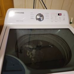 Title: Samsung Top-Load Washer – Excellent Working Condition