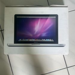2009 MacBook Pro With Box