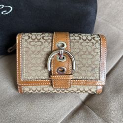 Authentic Coach Soho Brown Medium Bi-fold Wallet