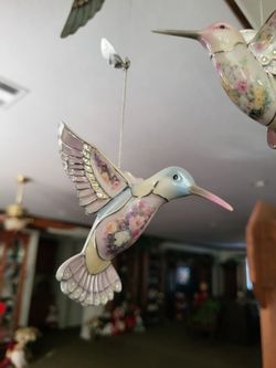 Hummingbird wind chine perfect beautiful porcelain