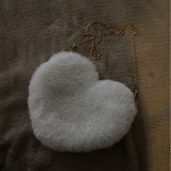 white fluffy heart crossbody purse 🎀