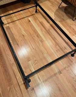 FULL / TWIN SIZE METAL BED FRAME   (VERY STURDY)