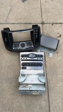 G37 radio