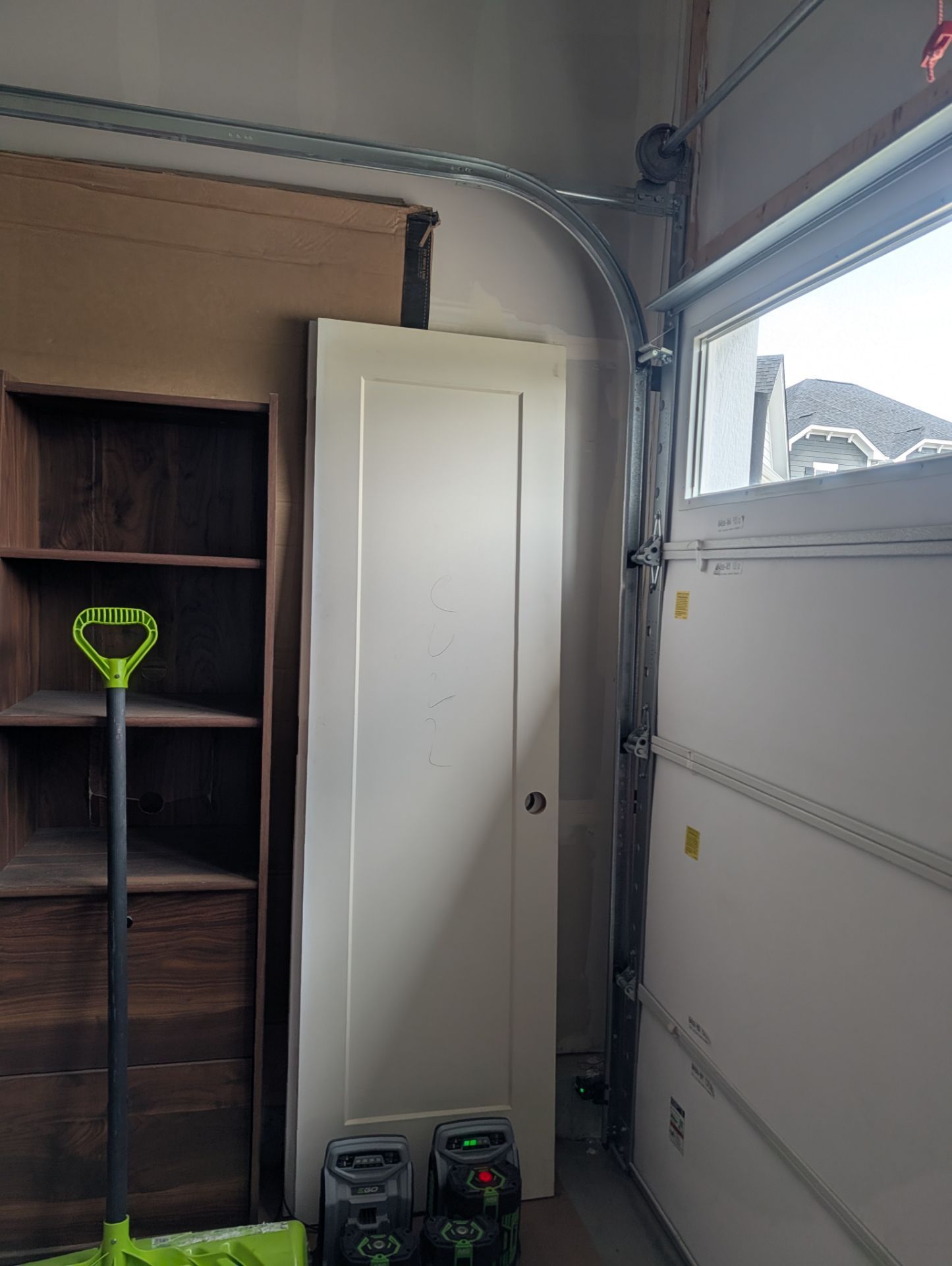 2 interior closet doors 24x80