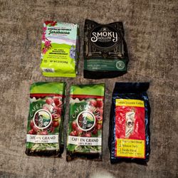 4.5 lbs Whole Bean Coffee Lot - Trader Joe's, Café Lareño, Smoky Hollow, Mayan Treasure