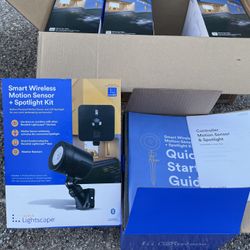 Brand New Security Smart Lights &remotes 