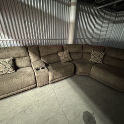 Electrical reclining couch sectional