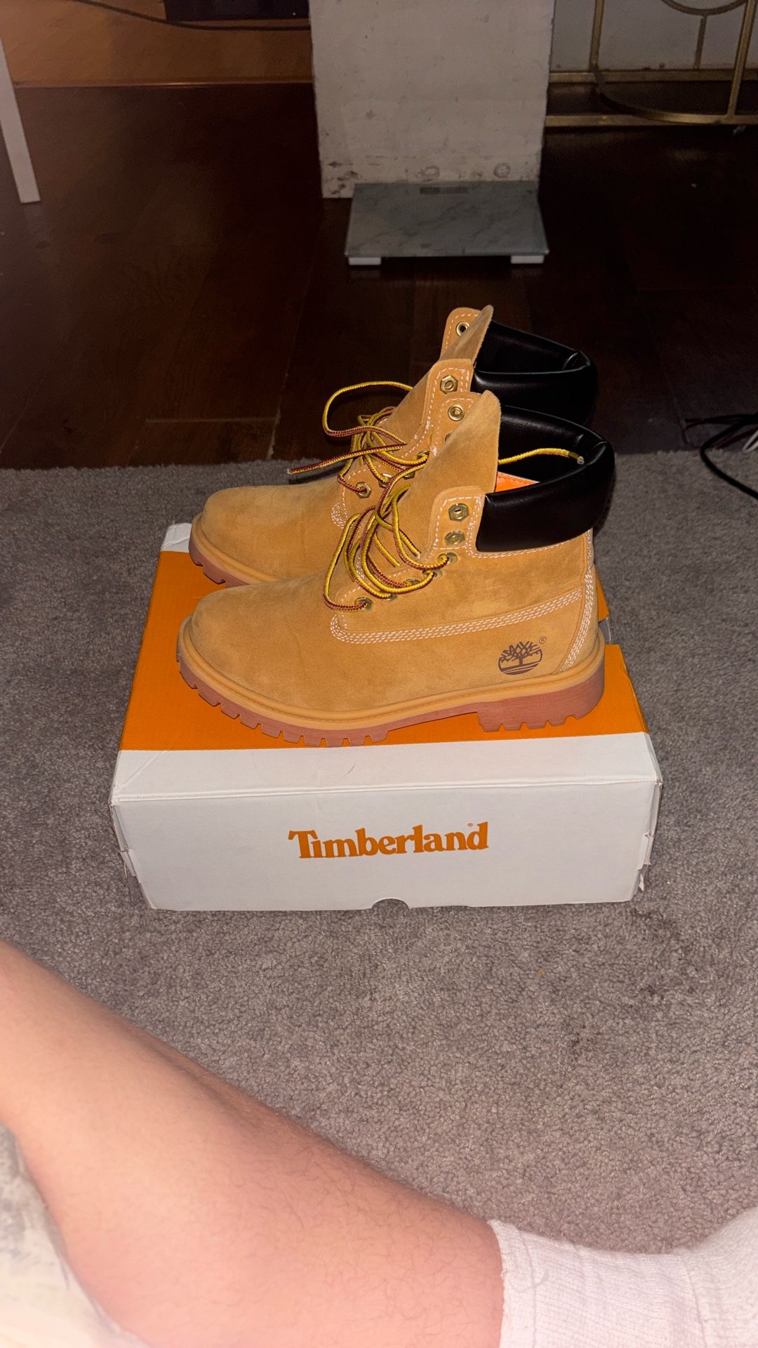 Timberlands READ DESCRIPTION 