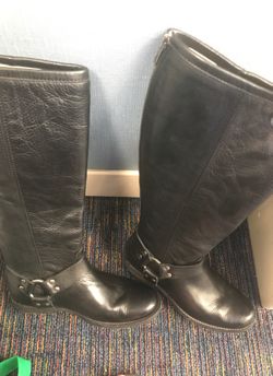 Beautiful Frye harness boots