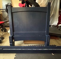 Pottery barn teen bed