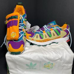 Adidase x Sean Wotherspoon x Disney  Superturf Adventure Jiminy Cricket'